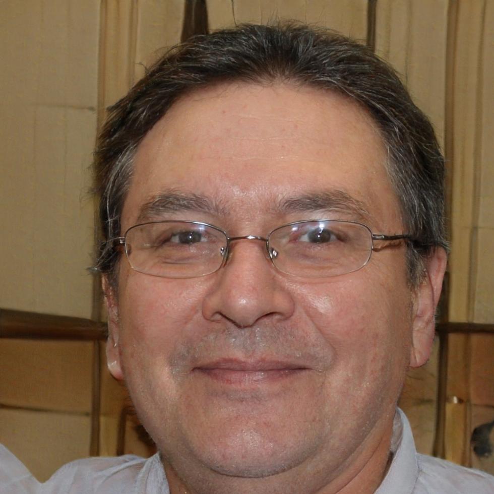 Carlos Mendoza, experto en técnicas de ventas financieras